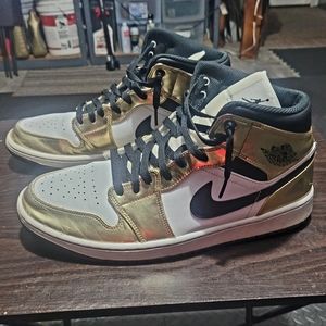 Air Jordan 1 Mid Gold, Black, White. Men's sz 12.